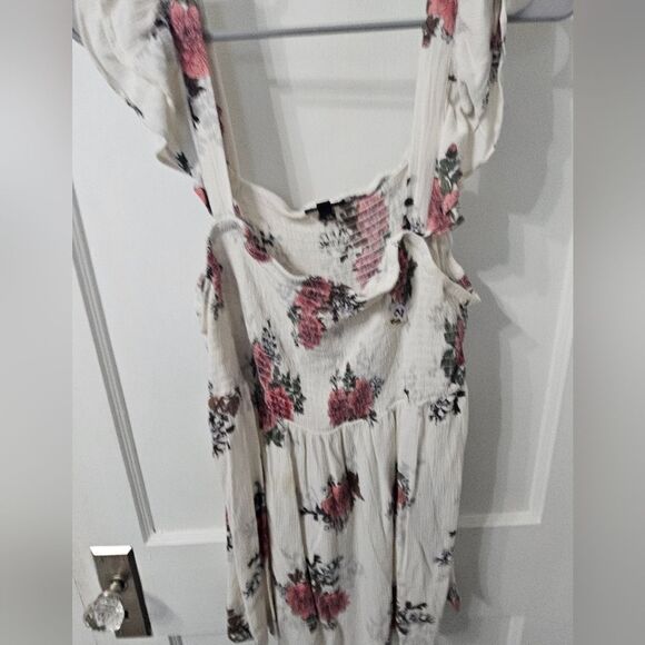 Torrid Floral Tank Sz 2 - Picture 2 of 4